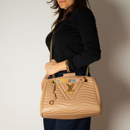 Second hand Louis Vuitton New Wave Chain Smooth Calfskin Leather Quilted Tote Shoulder Bag Noisette - Tabita Bags