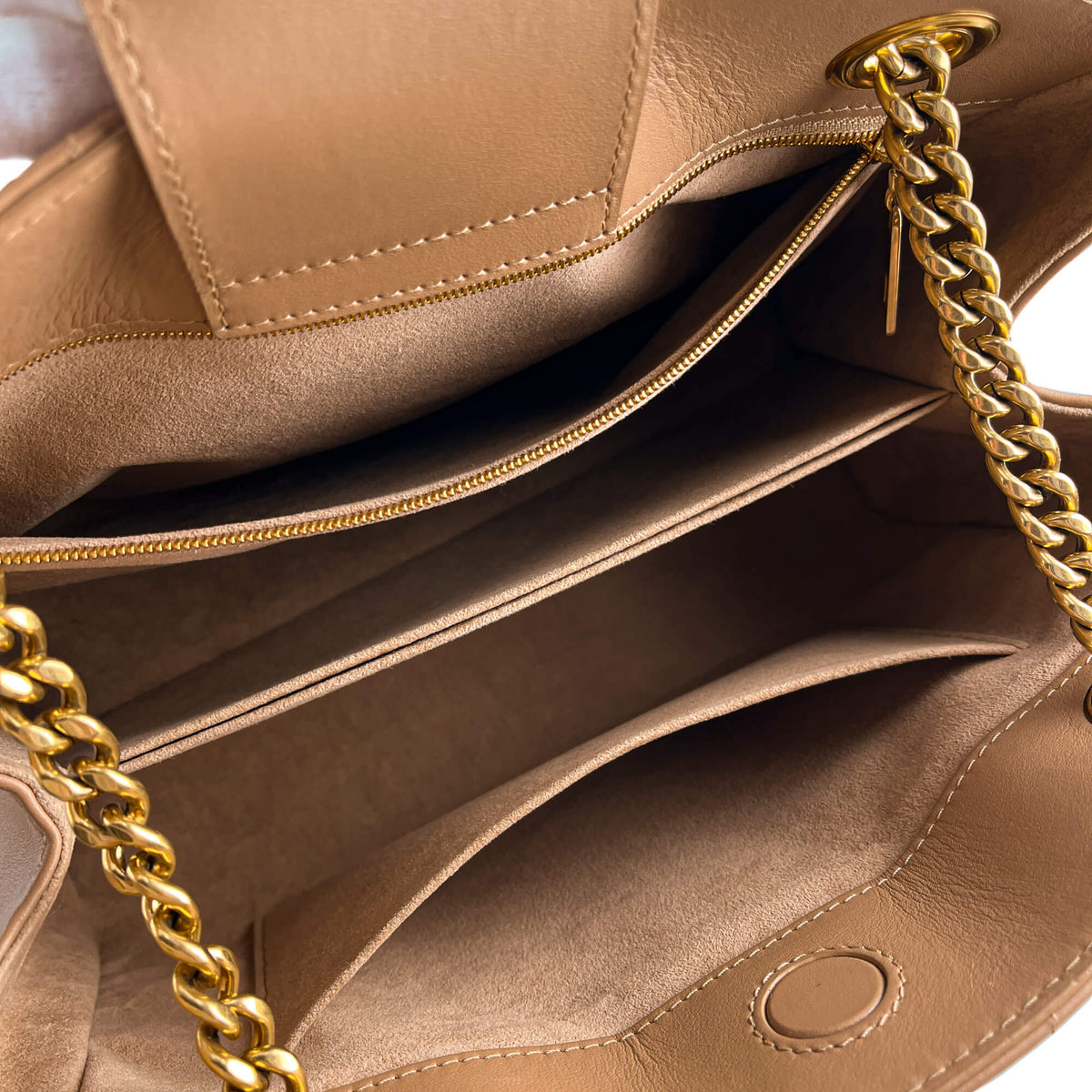 Second hand Louis Vuitton New Wave Chain Smooth Calfskin Leather Quilted Tote Shoulder Bag Noisette - Tabita Bags