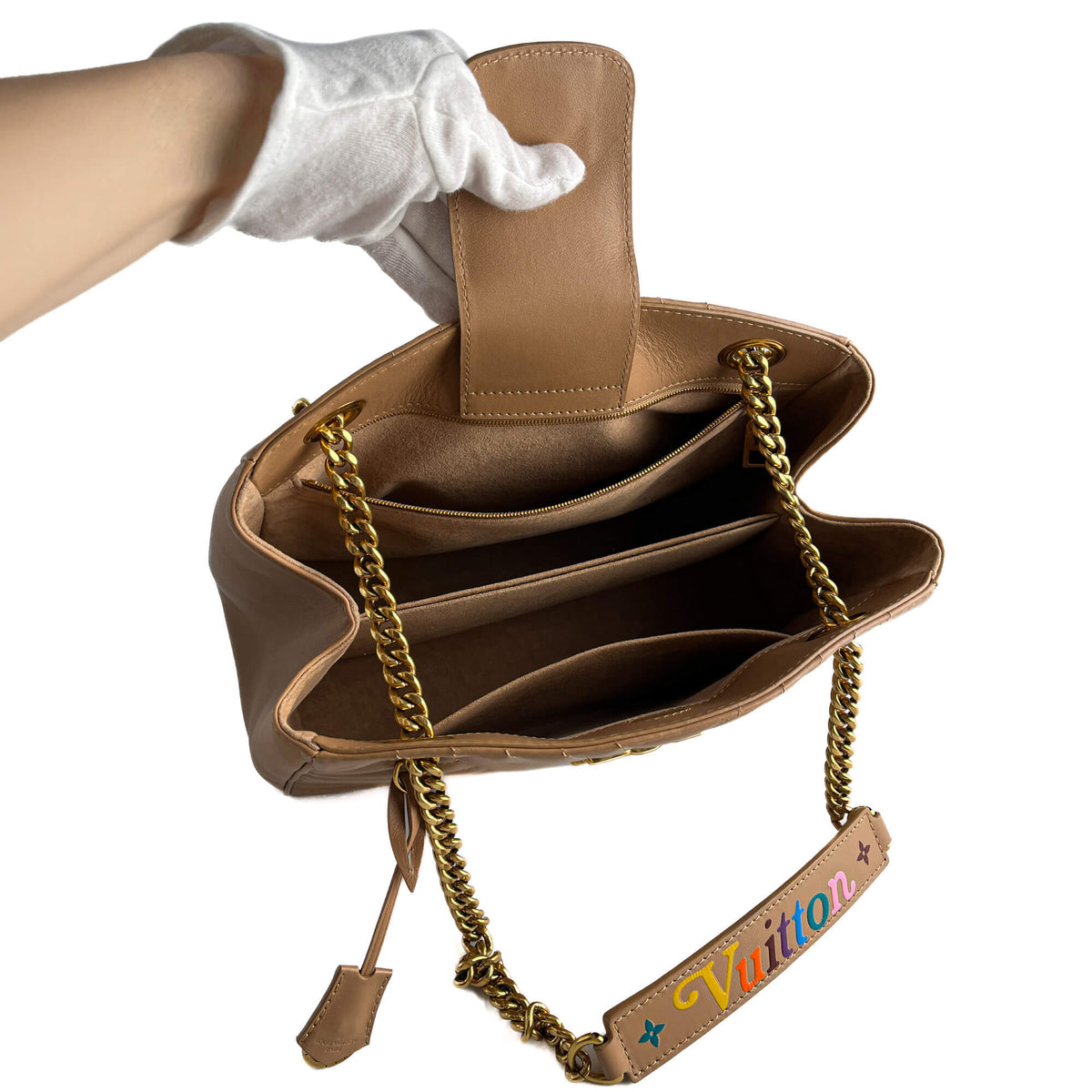 Second hand Louis Vuitton New Wave Chain Smooth Calfskin Leather Quilted Tote Shoulder Bag Noisette - Tabita Bags
