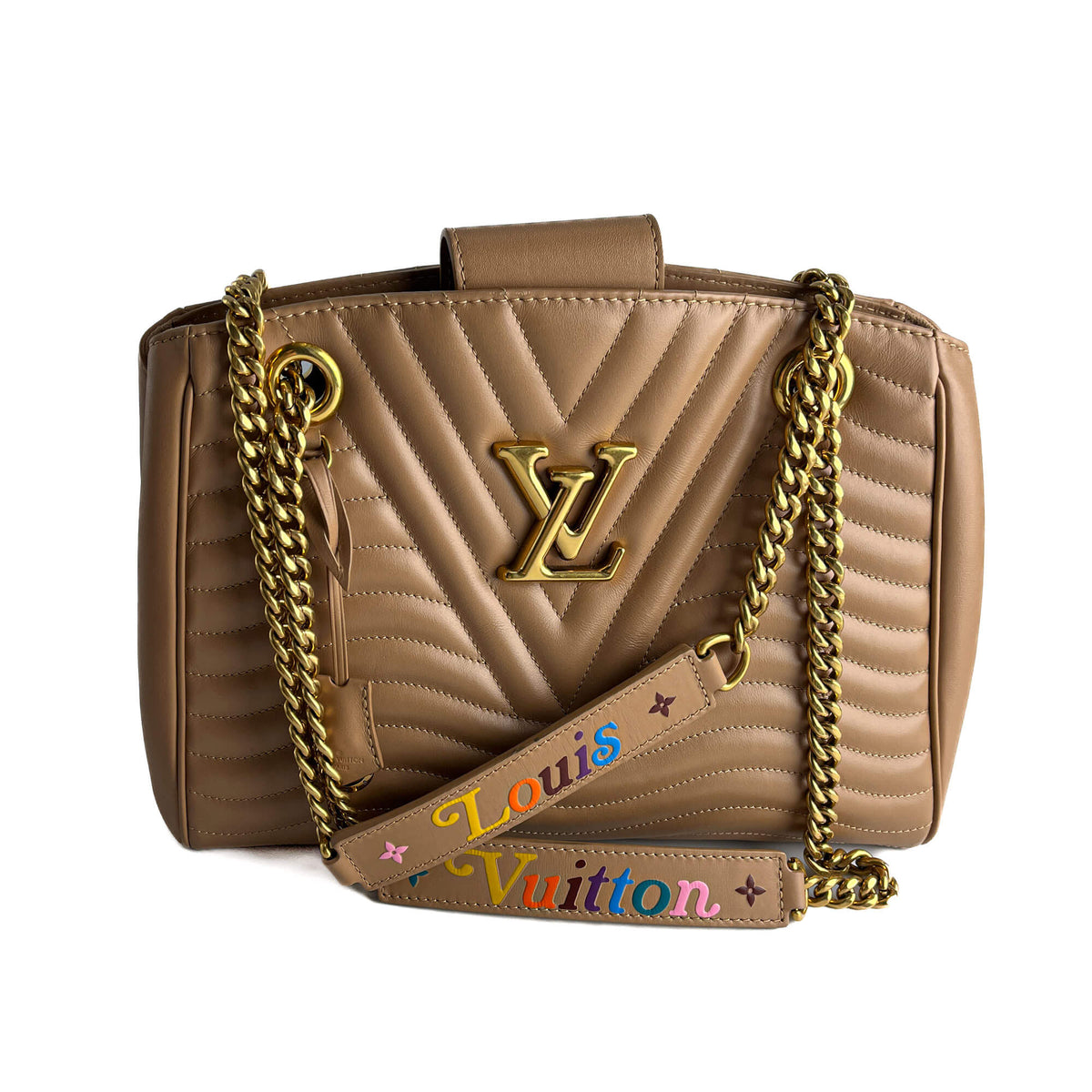 Second hand Louis Vuitton New Wave Chain Smooth Calfskin Leather Quilted Tote Shoulder Bag Noisette - Tabita Bags