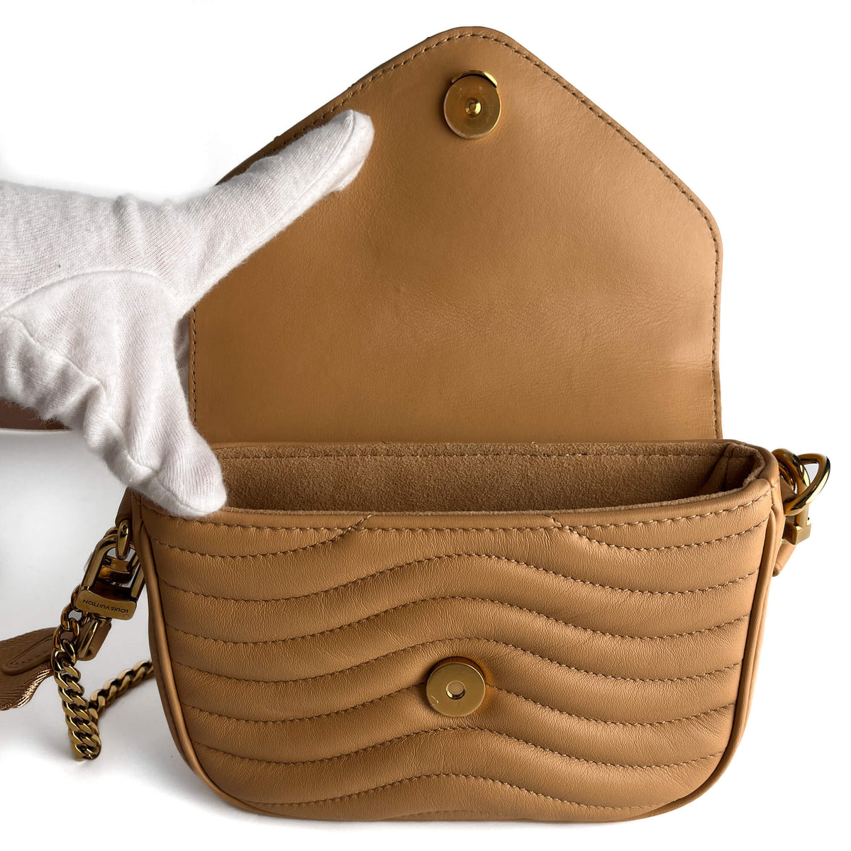 Second hand Louis Vuitton New Wave Multi - Pochette Leather 2 - Ways Pouch Crossbody Beige - Tabita Bags