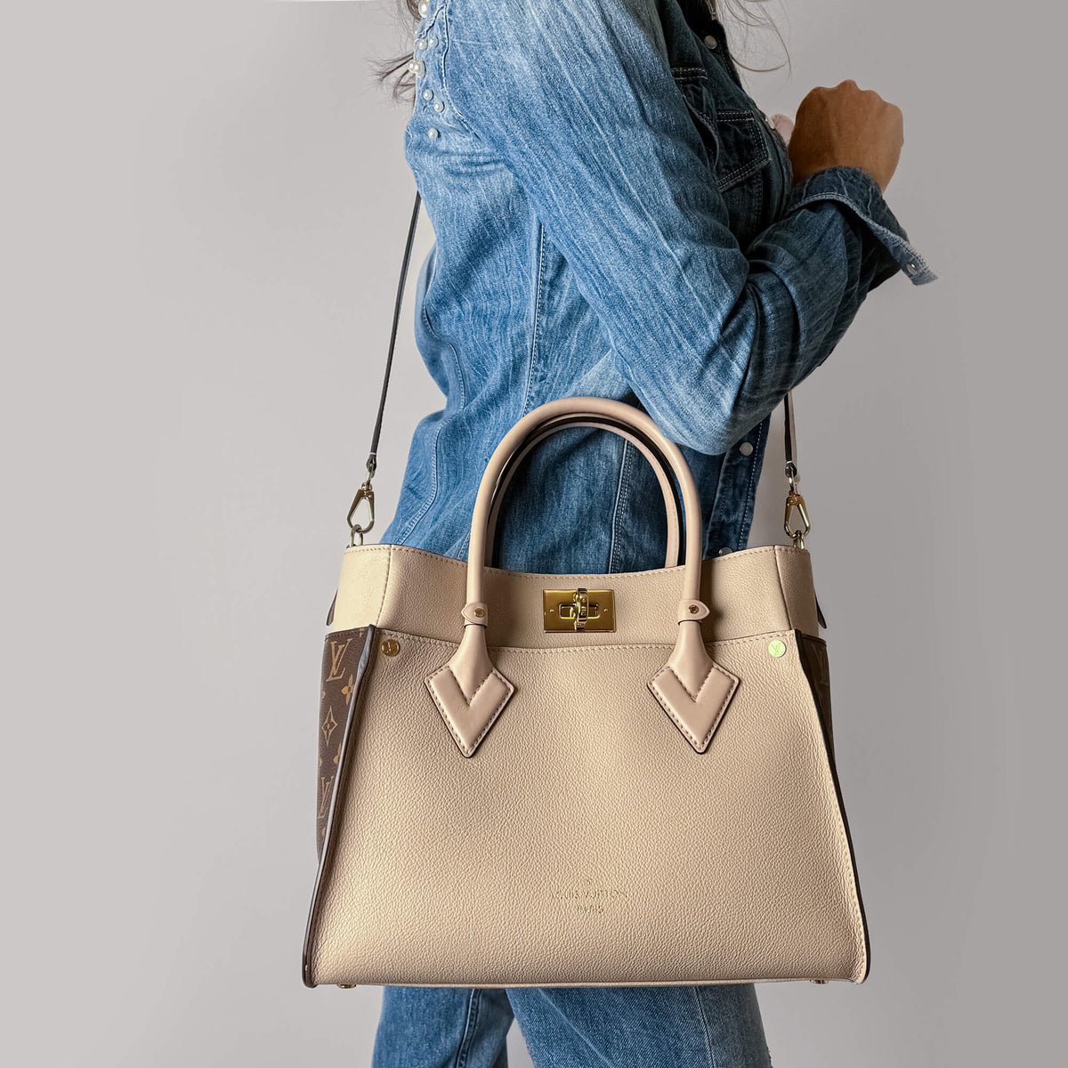 Second hand Louis Vuitton On My Side MM Monogram Sides Leather 2 - Ways Tote Bag Monogram - Tabita Bags
