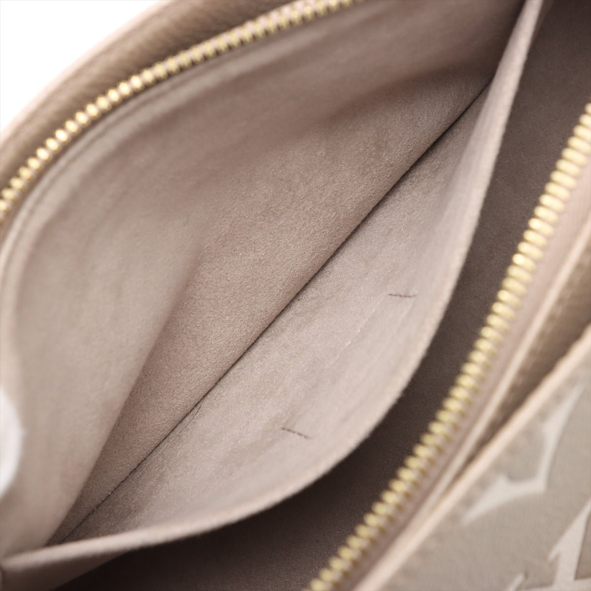 Second hand Louis Vuitton Onthego Leather East West Empreinte Tote Handbag Taupe - Tabita Bags