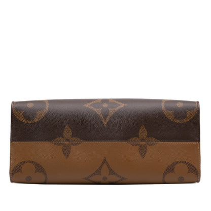 Second hand Louis Vuitton Onthego MM Canvas Monogram Giant Shopper Handbag Monogram - Tabita Bags