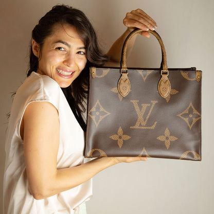 Second hand Louis Vuitton Onthego MM Canvas Monogram Giant Tote Shoulder Bag Monogram Reverse - Tabita Bags