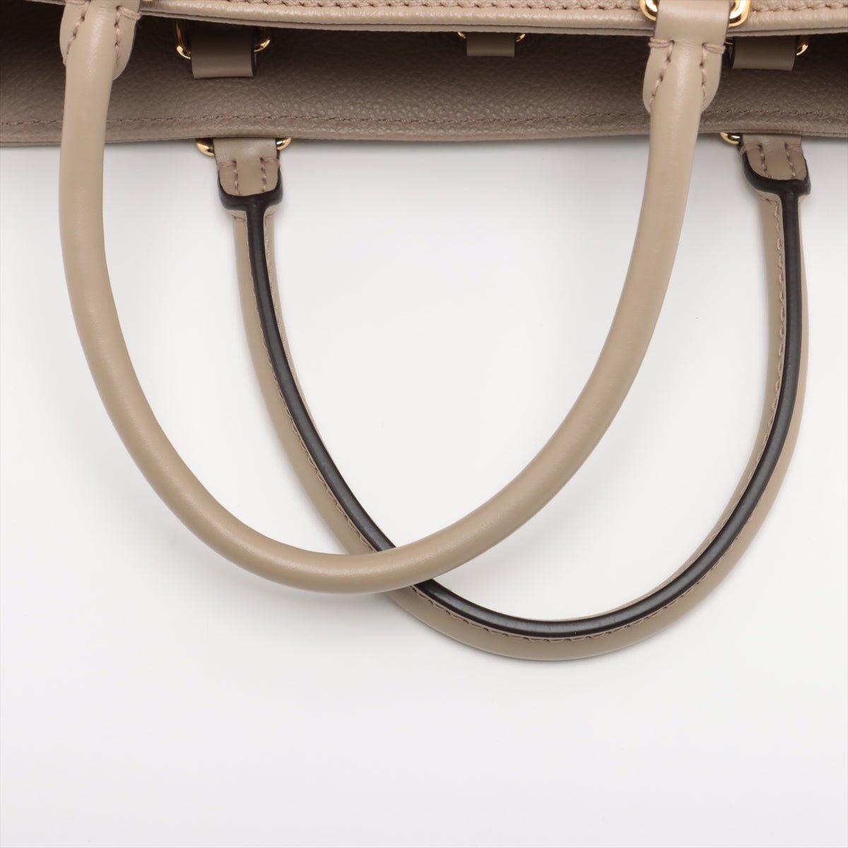 Second hand Louis Vuitton Onthego MM Empreinte Calfskin Grained Leather Tote Shoulder Bag Beige - Tabita Bags