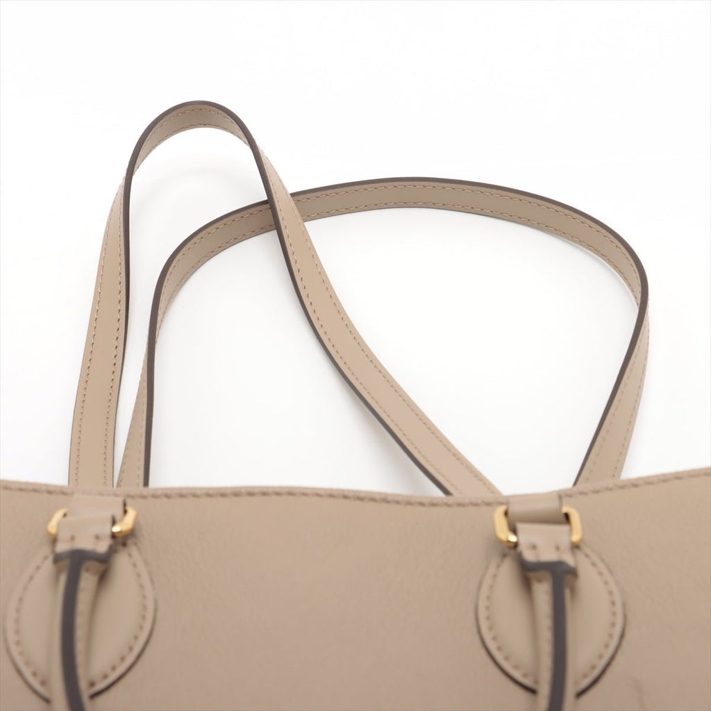 Second hand Louis Vuitton Onthego MM Empreinte Calfskin Grained Leather Tote Shoulder Bag Beige - Tabita Bags