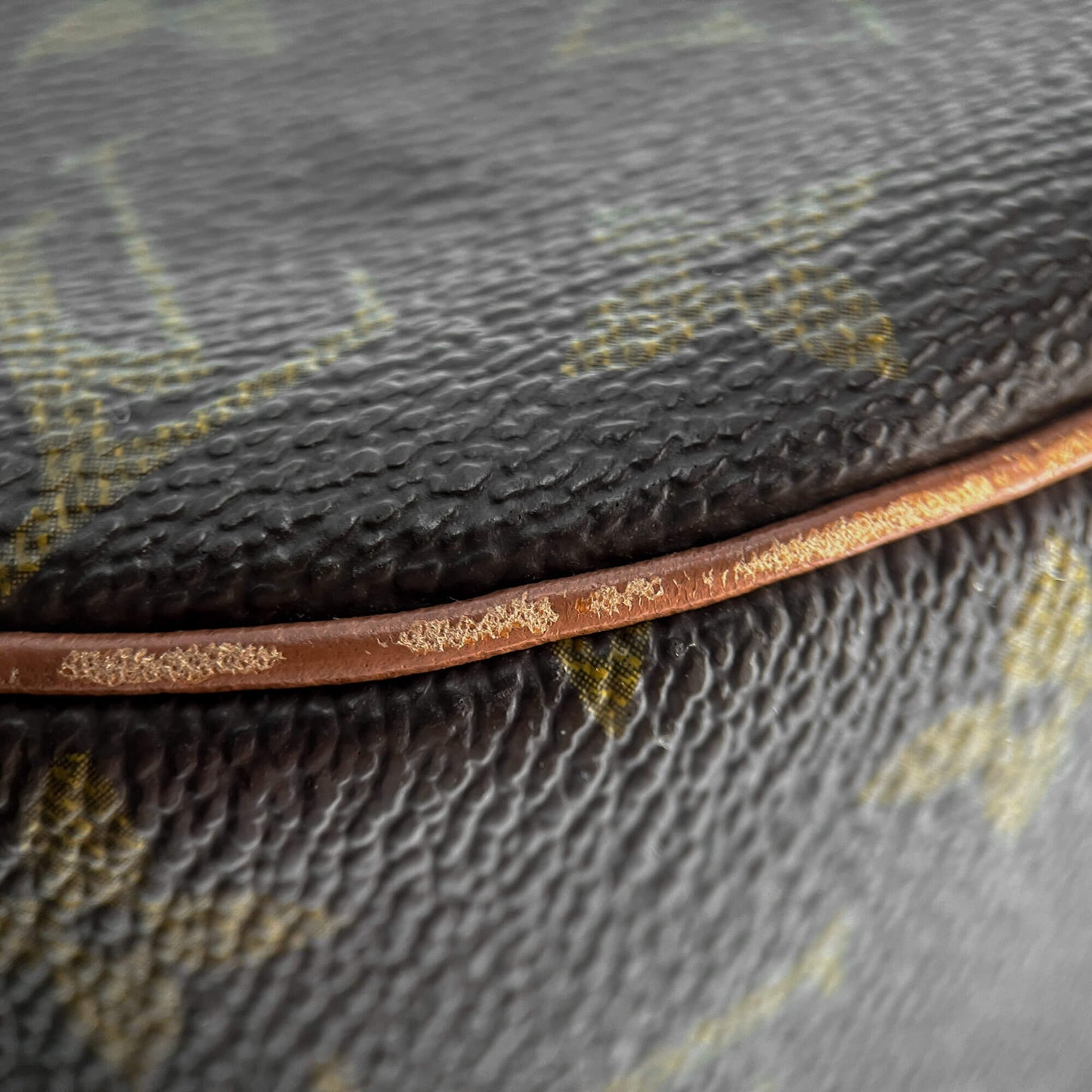 Second hand Louis Vuitton Papillon 30 Canvas Trunk Handbag Monogram - Tabita Bags