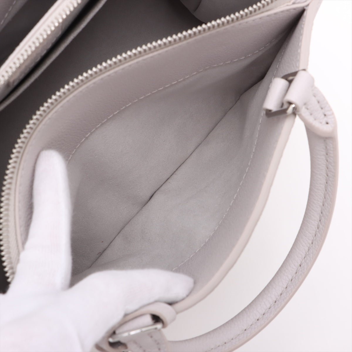 Second hand Louis Vuitton Petit Palais Leather Empreinte Tote Handbag Brume - Tabita Bags