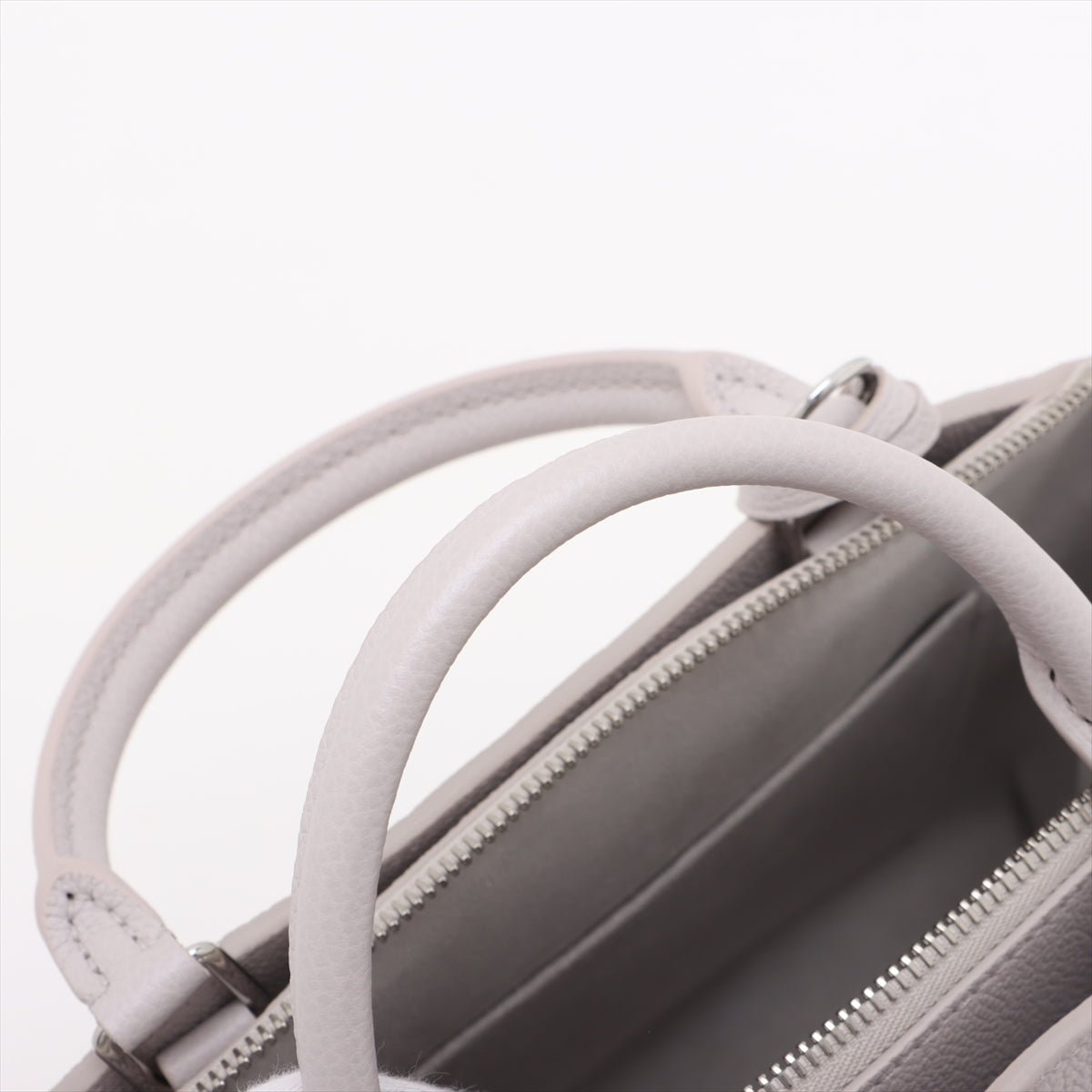 Second hand Louis Vuitton Petit Palais Leather Empreinte Tote Handbag Brume - Tabita Bags