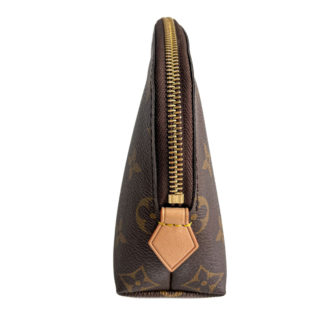 Second hand Louis Vuitton Pochette Cosmetique MM Canvas Pouch Monogram - Tabita Bags