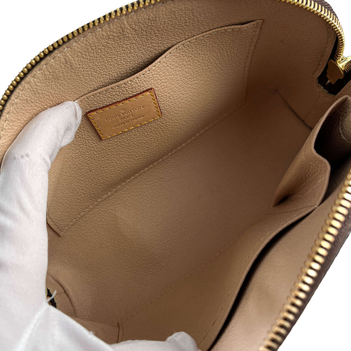 Second hand Louis Vuitton Pochette Cosmetique MM Canvas Pouch Monogram - Tabita Bags