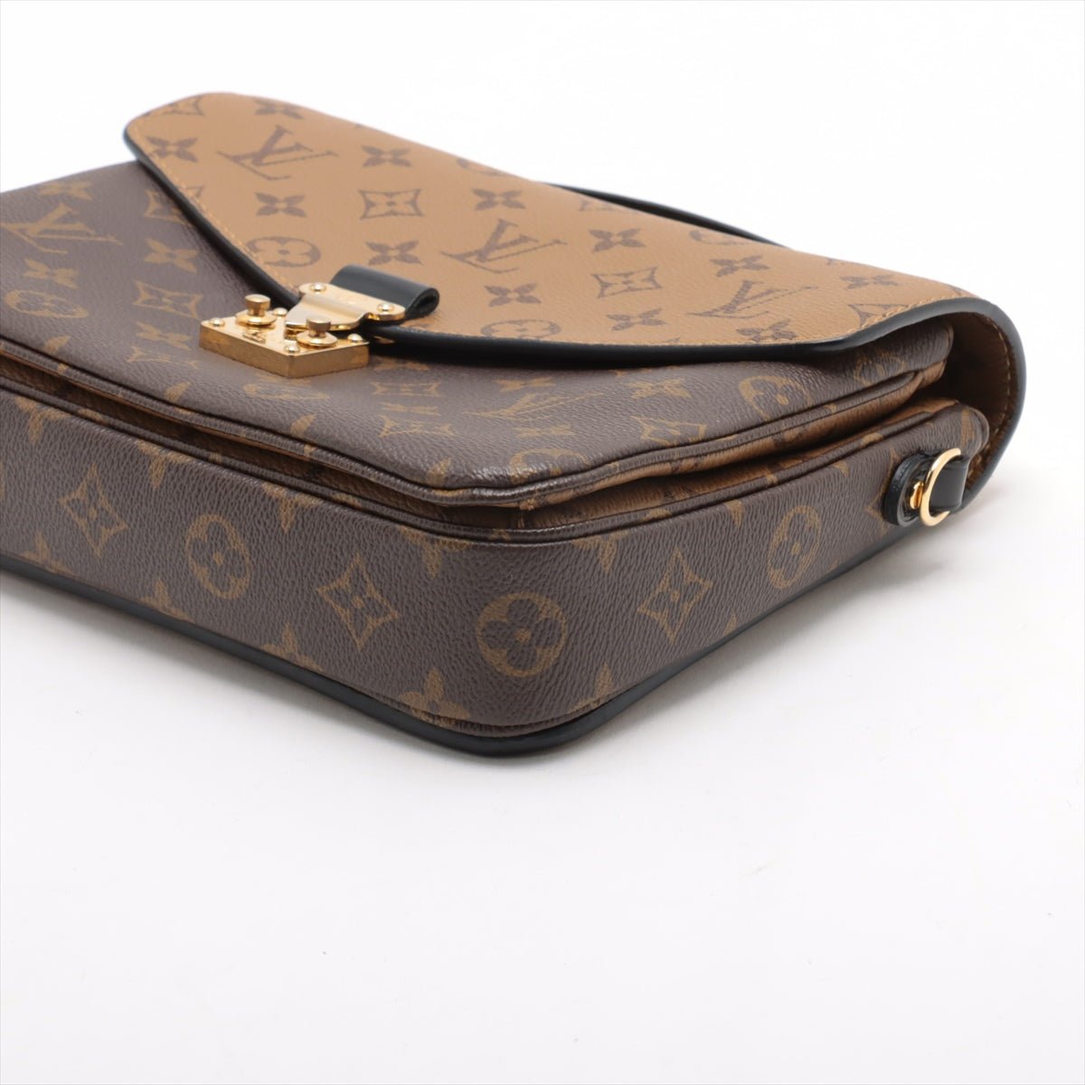 Second hand Louis Vuitton Pochette Métis Canvas 2 - Ways Flap Crossbody Monogram Reverse - Tabita Bags