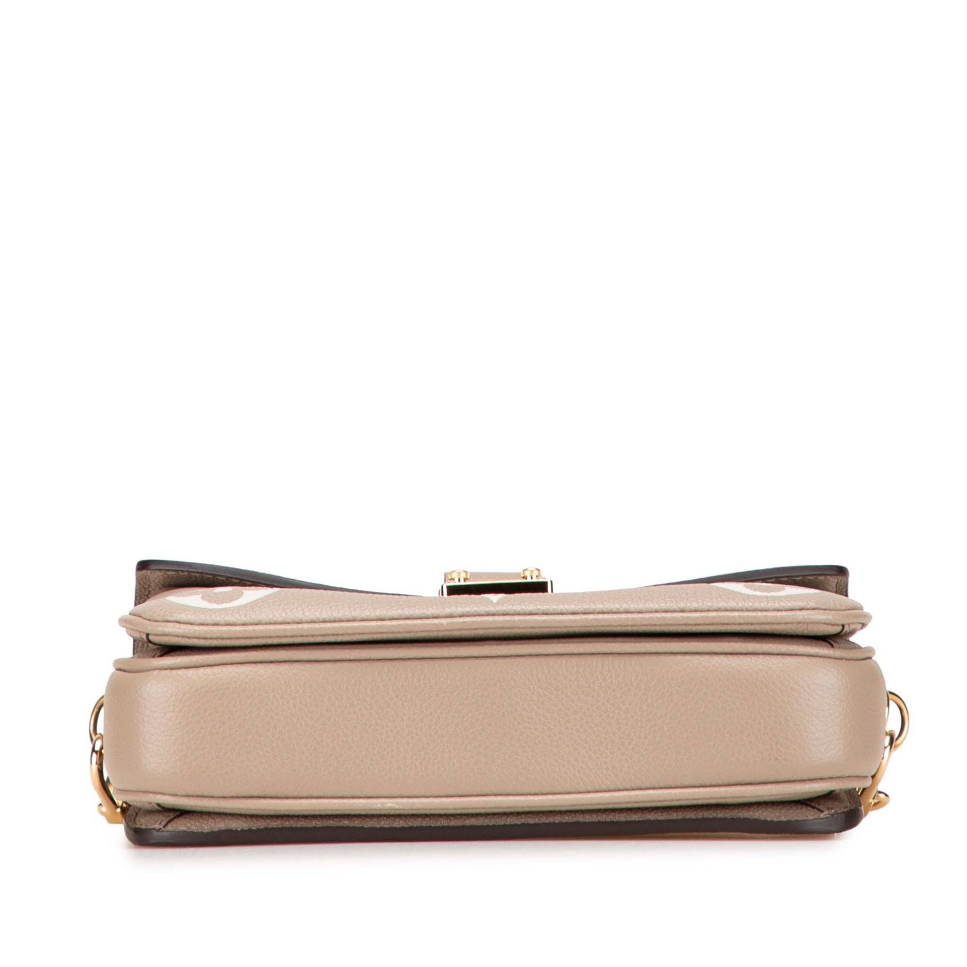 Second hand Louis Vuitton Pochette Métis Canvas East West Flap Crossbody Monogram - Tabita Bags