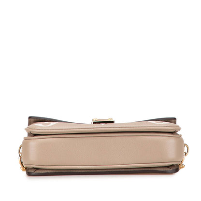 Second hand Louis Vuitton Pochette Métis Canvas East West Flap Crossbody Monogram - Tabita Bags