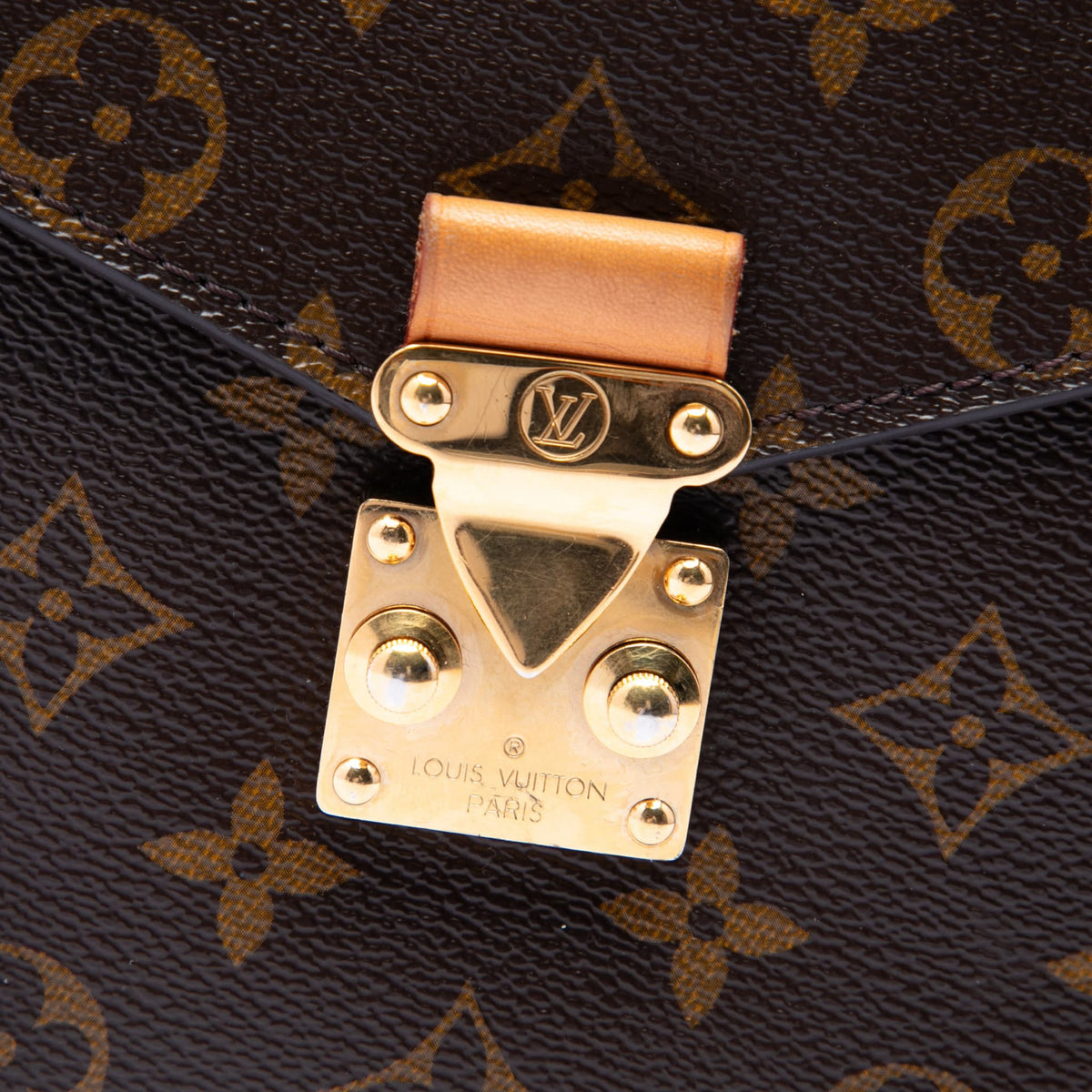 Second hand Louis Vuitton Pochette Métis Canvas Flap Crossbody Monogram - Tabita Bags