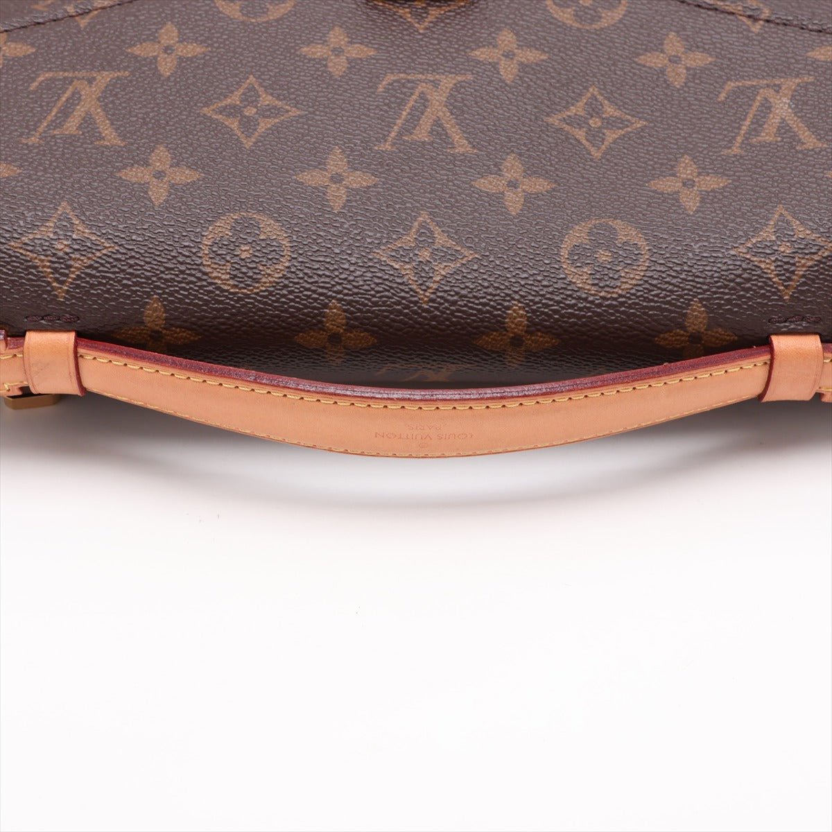 Second hand Louis Vuitton Pochette Metis Canvas Flap Crossbody Monogram - Tabita Bags