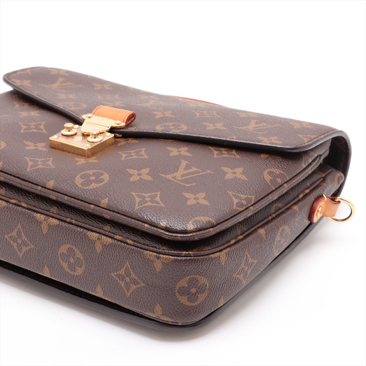 Second hand Louis Vuitton Pochette Metis Canvas Flap Crossbody Monogram - Tabita Bags