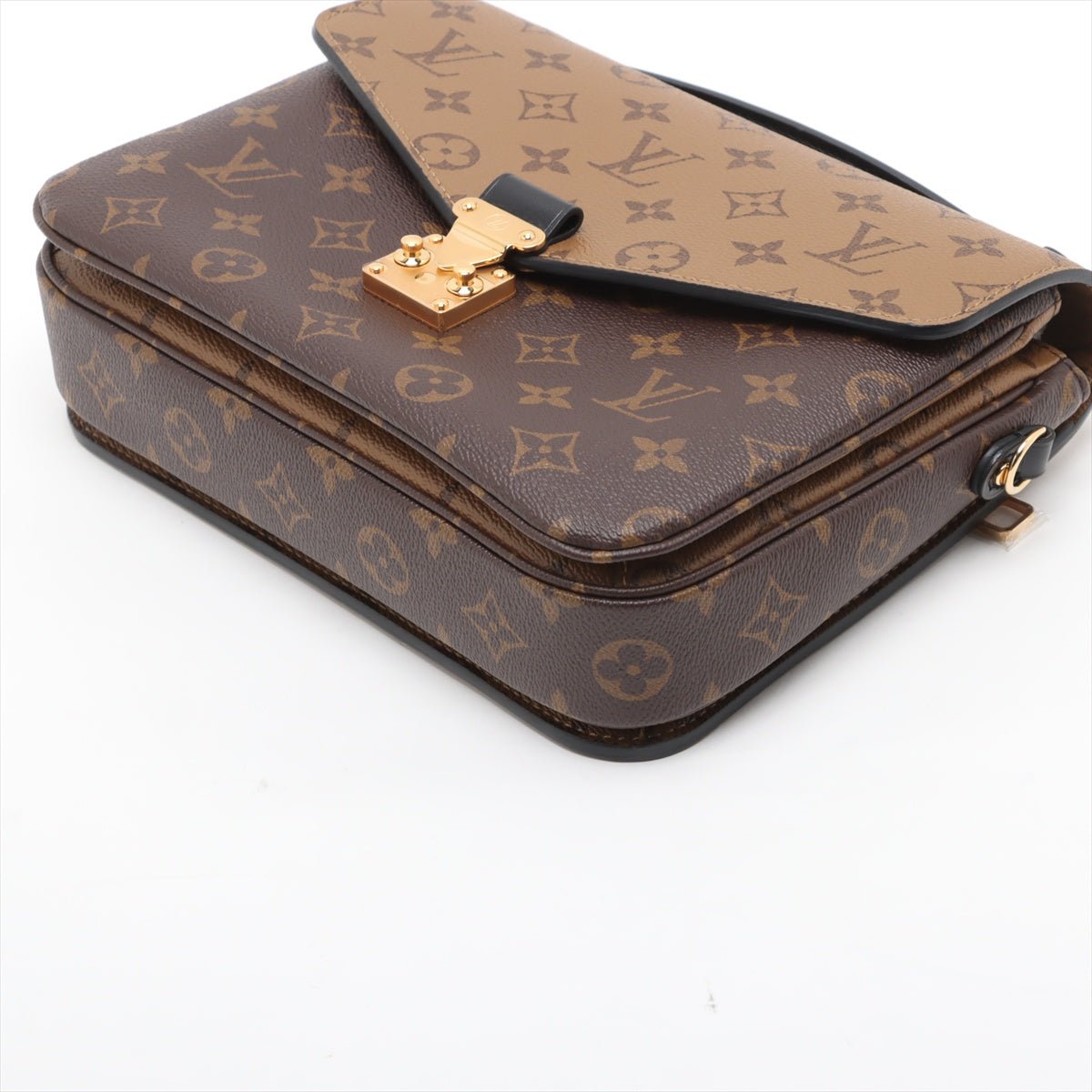 Second hand Louis Vuitton Pochette Metis Canvas Flap Crossbody Monogram Reverse - Tabita Bags