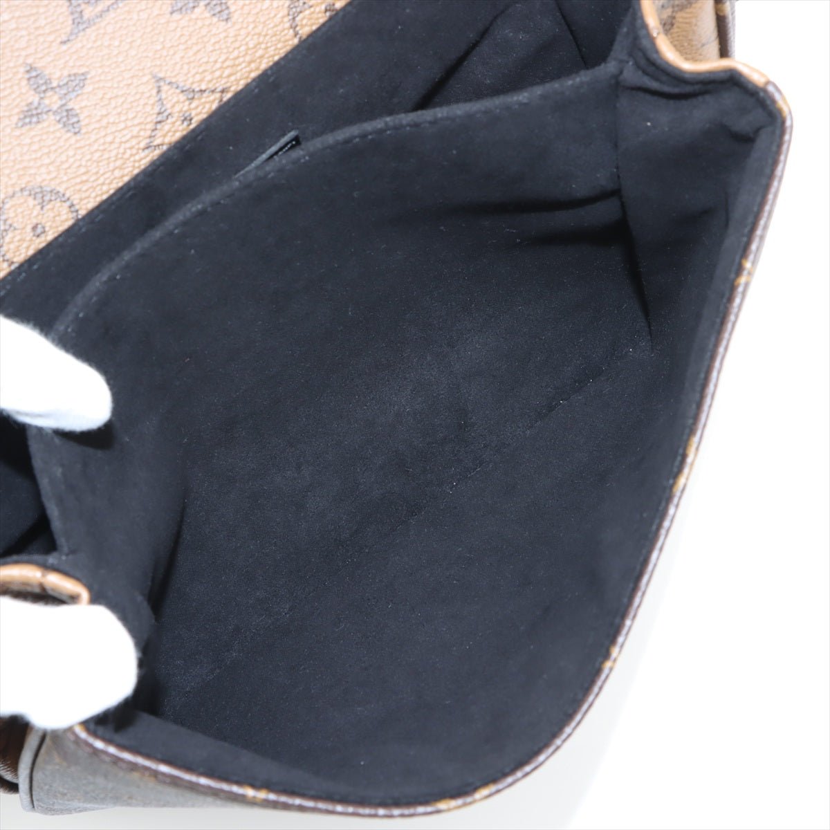 Second hand Louis Vuitton Pochette Metis Canvas Monogram Reverse Flap Crossbody Monogram Reverse - Tabita Bags