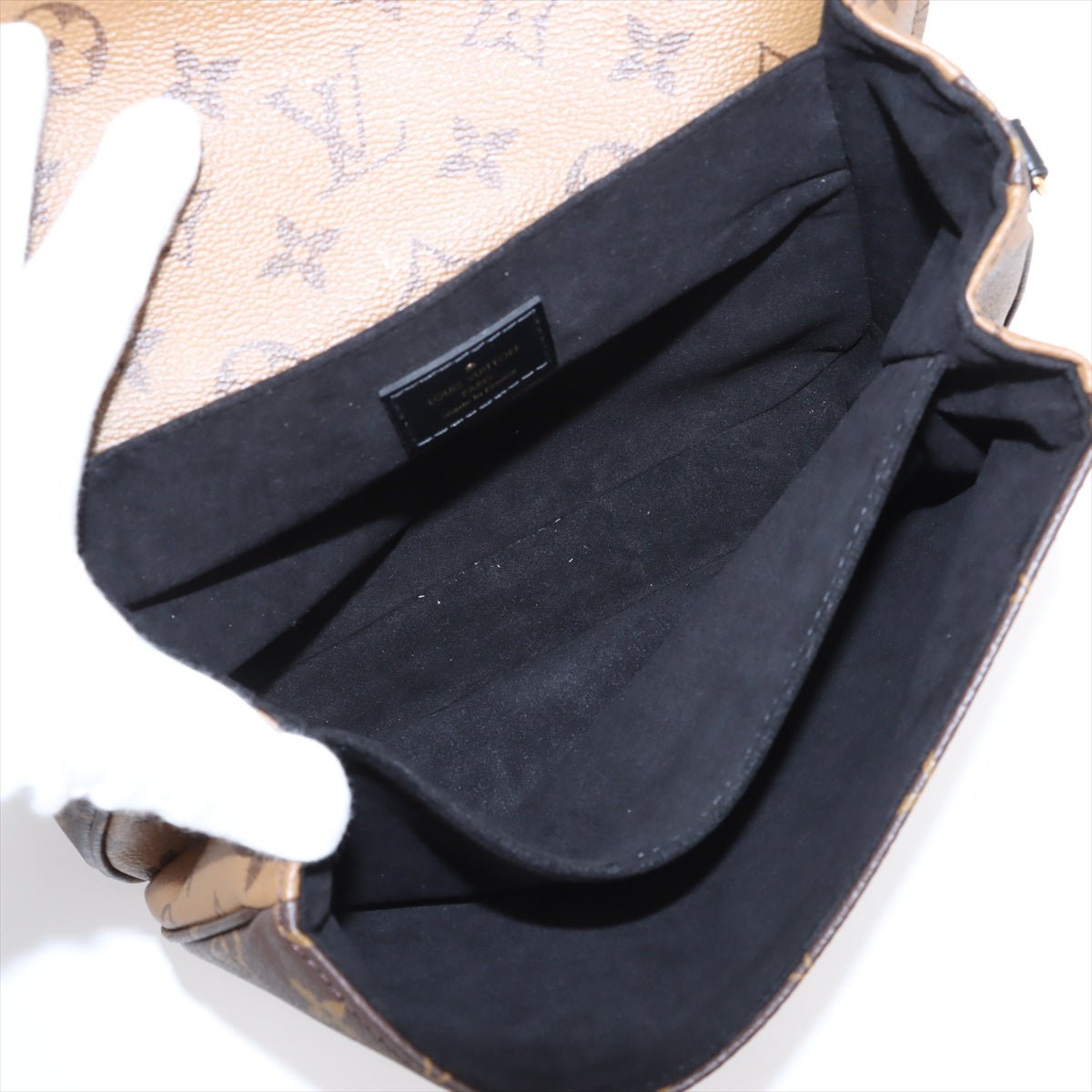 Second hand Louis Vuitton Pochette Metis Canvas Monogram Reverse Flap Crossbody Monogram Reverse - Tabita Bags