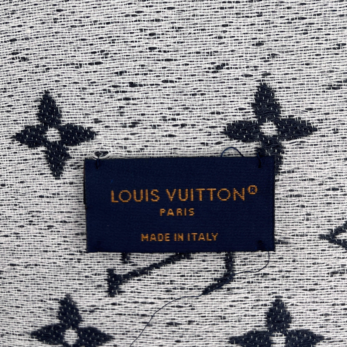 Second hand Louis Vuitton Reversible Denim Wool & Silk Foulard Monogram - Tabita Bags