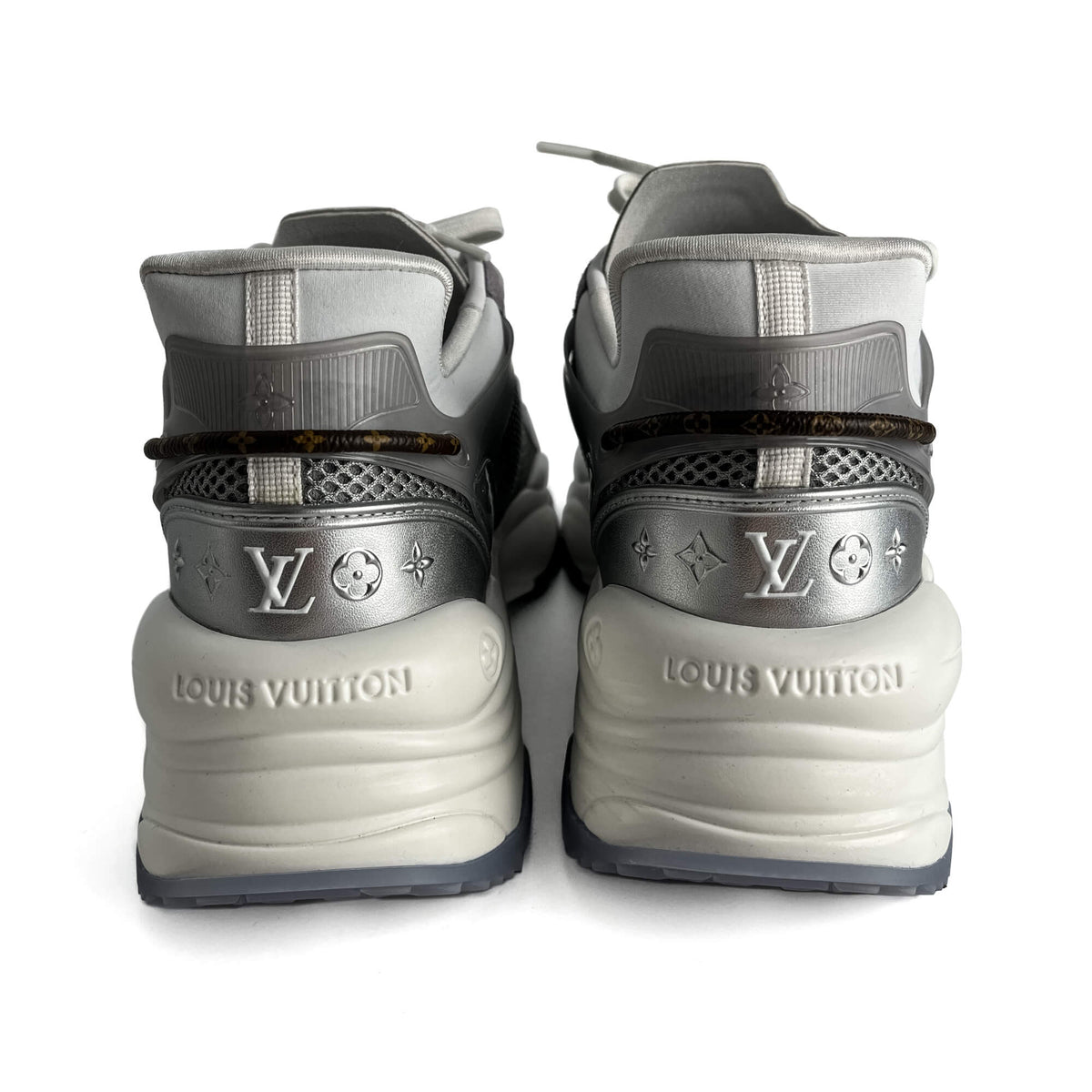 Second hand Louis Vuitton Run 55 Leather Sneakers 39 Monogram - Tabita Bags