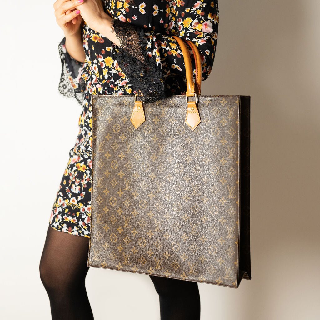 Second hand Louis Vuitton Sac Plat GM Canvas Tote Handbag Monogram - Tabita Bags
