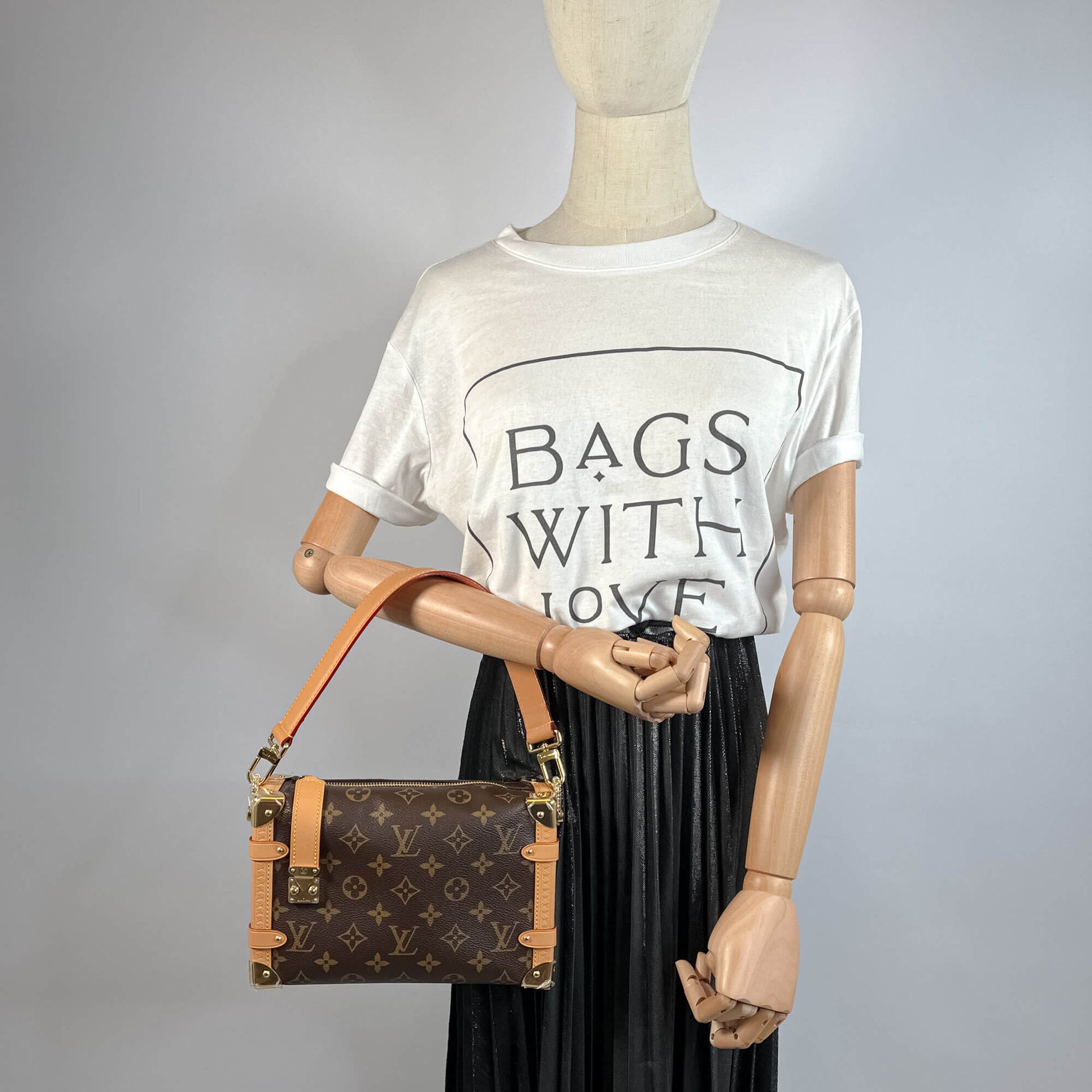 Louis Vuitton Bolsa baú de lona Side Trunk MM Monogram Tabita