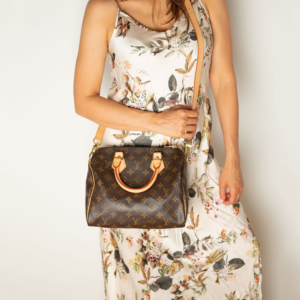 Second hand Louis Vuitton Speedy 25 Canvas Bandoulière Trunk Handbag Monogram - Tabita Bags