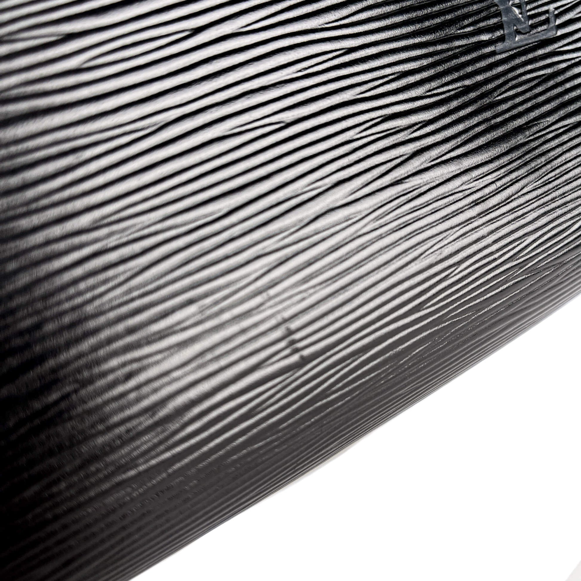 Second hand Louis Vuitton Speedy 30 Epi Leather Trunk Handbag Black - Tabita Bags