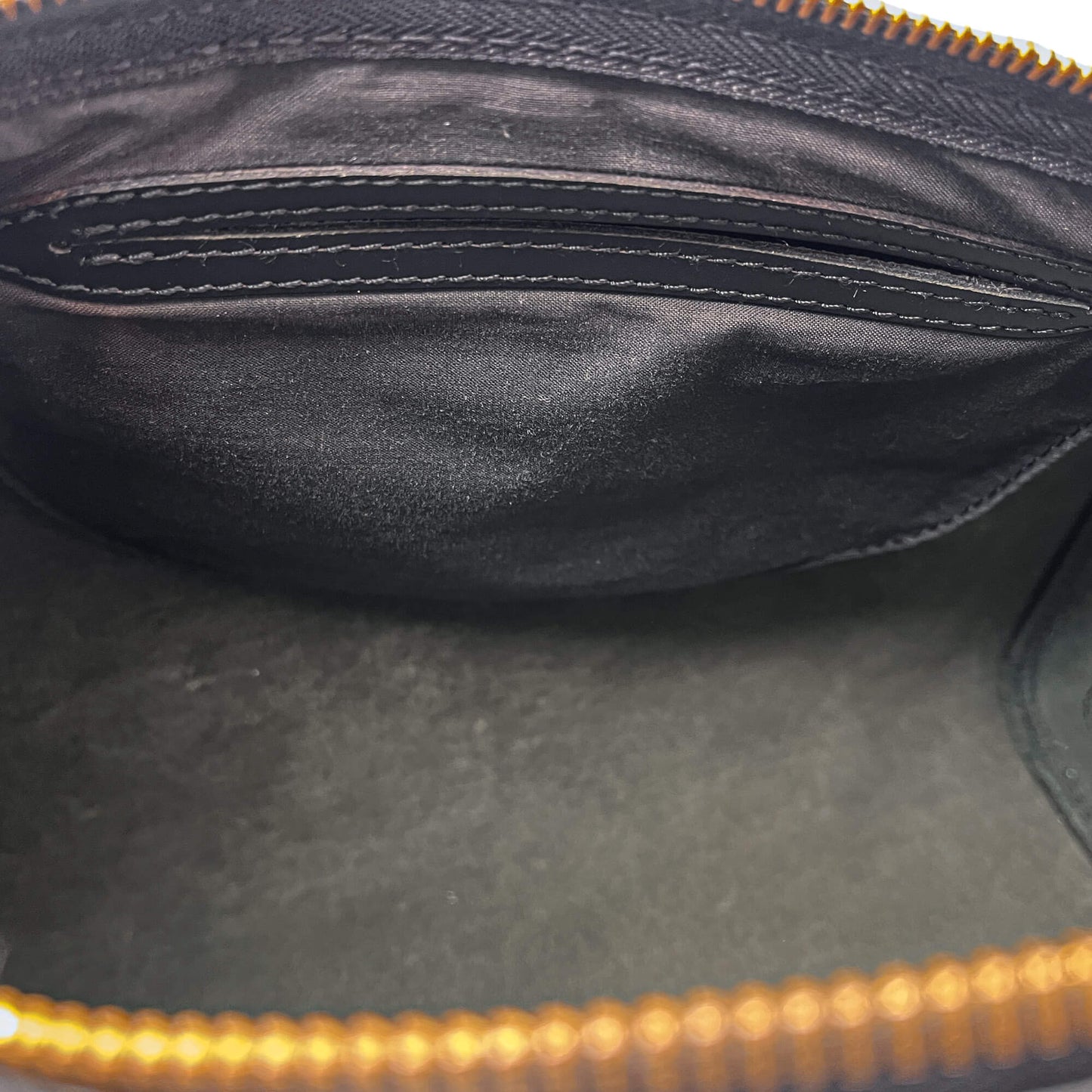 Second hand Louis Vuitton Speedy 30 Epi Leather Trunk Handbag Black - Tabita Bags