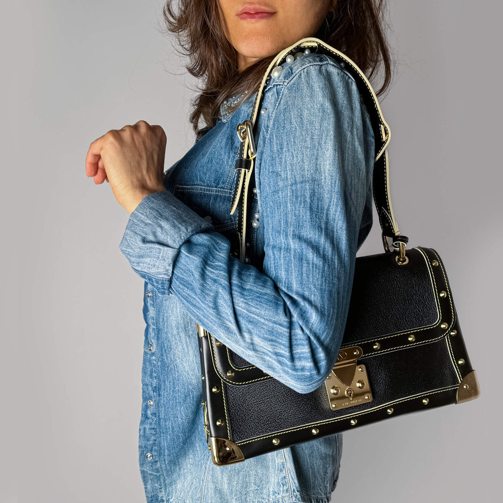 Second hand Louis Vuitton Suhali Leather Flap Shoulder Bag Black - Tabita Bags
