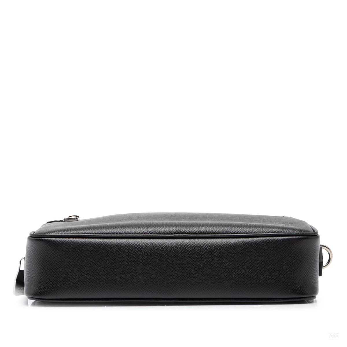 Second hand Louis Vuitton Taiga Leather Kasai Pochette Handbag Black - Tabita Bags