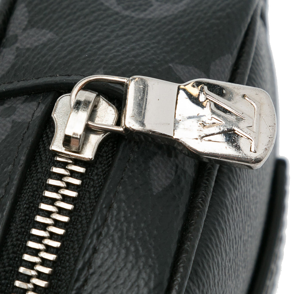 Second hand Louis Vuitton Taigarama Canvas Belt Bag Monogram Eclipse - Tabita Bags