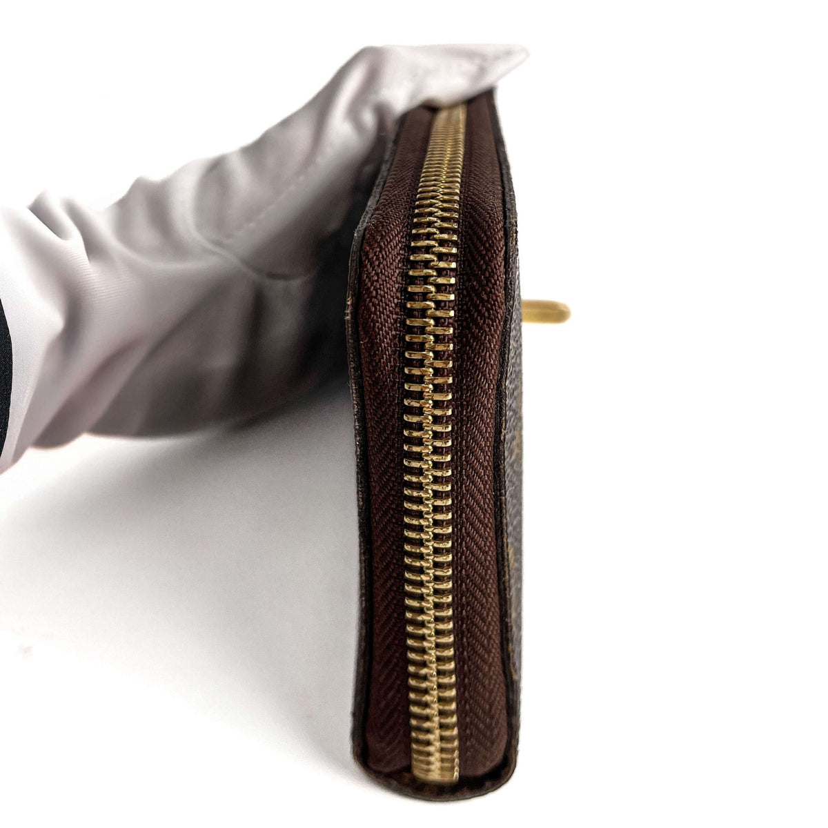 Second hand Louis Vuitton Zippy Canvas Vertical Wallet Monogram - Tabita Bags