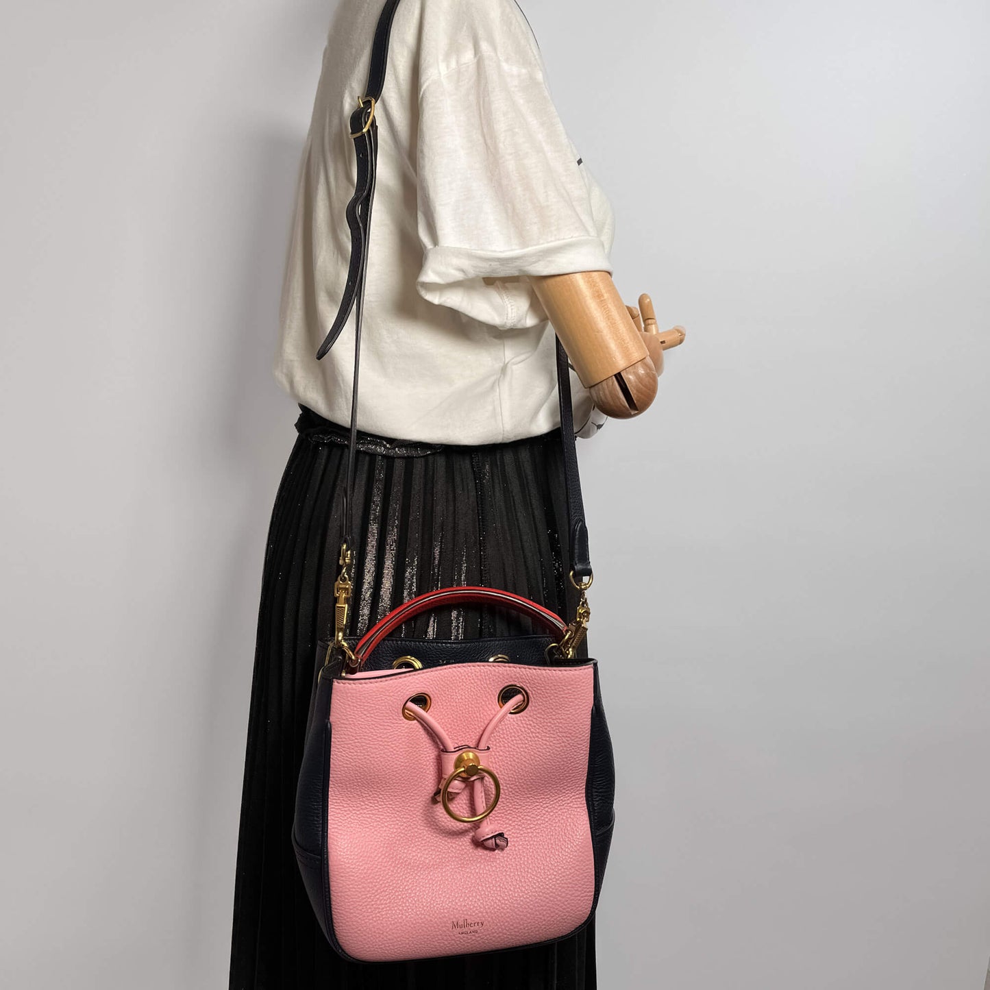 Second hand Mulberry Hampstead Mini 2 - Ways Bucket Bag Blue Navy, pink and red. - Tabita Bags