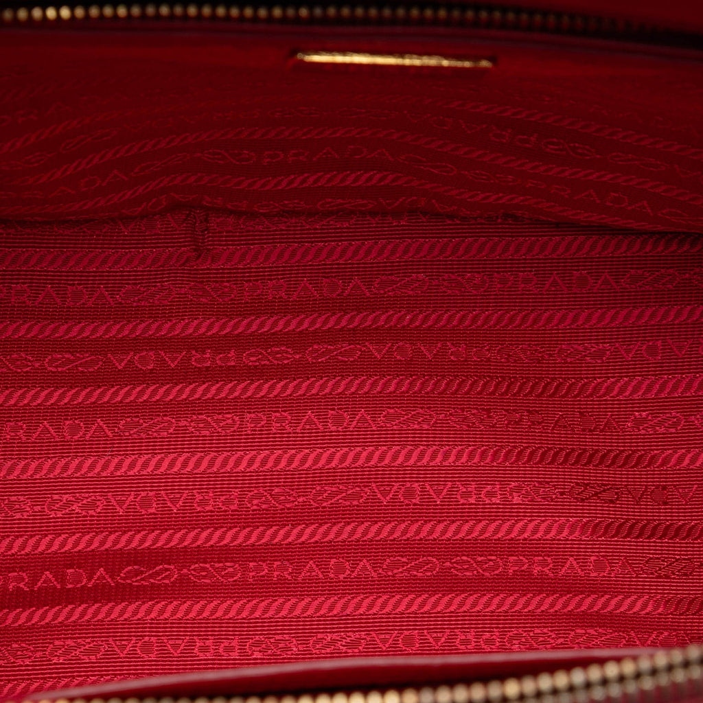 Second hand Prada Galleria Small Saffiano Lux Leather Handbag Red - Tabita Bags