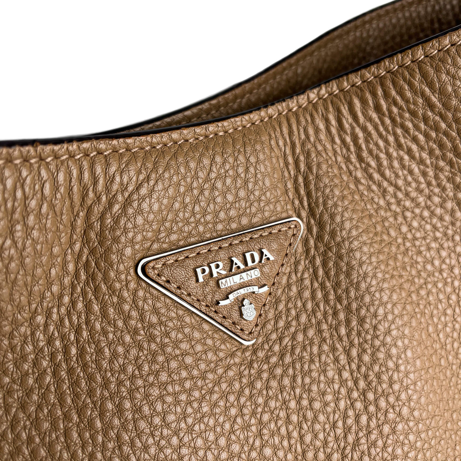Second hand Prada Hobo Daino Leather Shoulder Bag Beige - Tabita Bags
