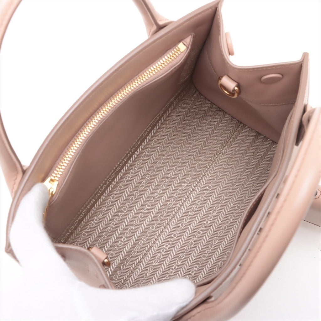 Second hand Prada Monochrome Saffiano Leather Tote Handbag Beige Pink - Tabita Bags