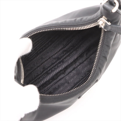 Second hand Prada Re-Edition 2005 Econyl Nylon Pouch Crossbody Black - Tabita Bags