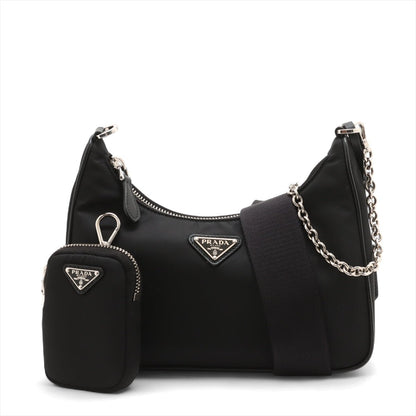Second hand Prada Re-Edition 2005 Econyl Nylon Pouch Crossbody Black - Tabita Bags