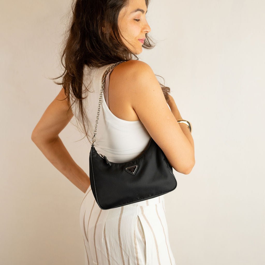 Second hand Prada Re-Edition 2005 Econyl Nylon Pouch Crossbody Black - Tabita Bags