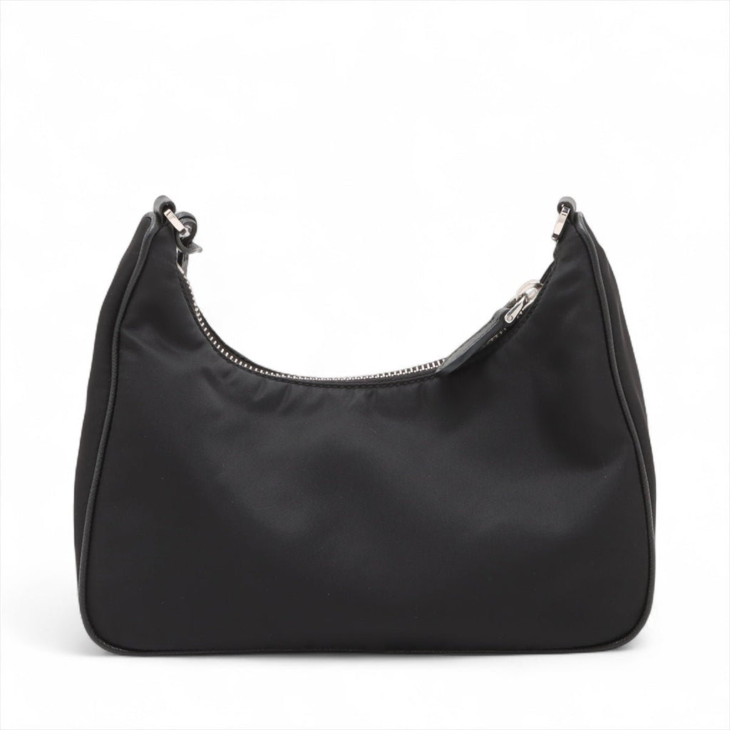 Second hand Prada Re-Edition 2005 Econyl Nylon Pouch Crossbody Black - Tabita Bags