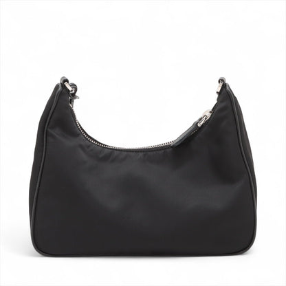 Second hand Prada Re-Edition 2005 Econyl Nylon Pouch Crossbody Black - Tabita Bags