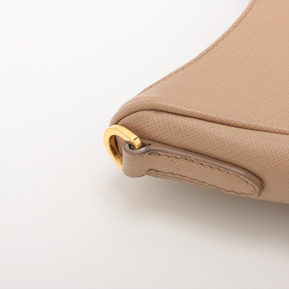 Second hand Prada Re - Edition 2005 Leather Pouch Crossbody Beige - Tabita Bags