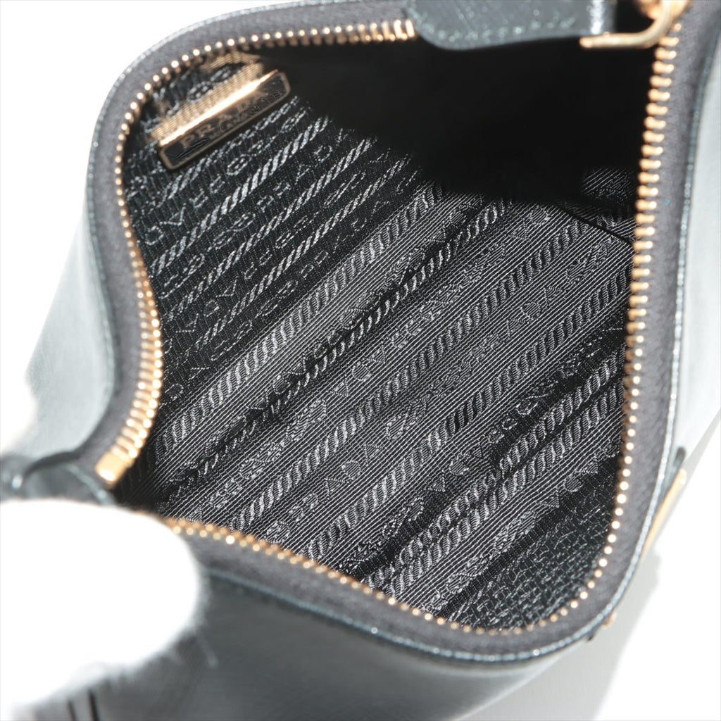 Second hand Prada Re - Edition 2005 Leather Pouch Crossbody Black - Tabita Bags