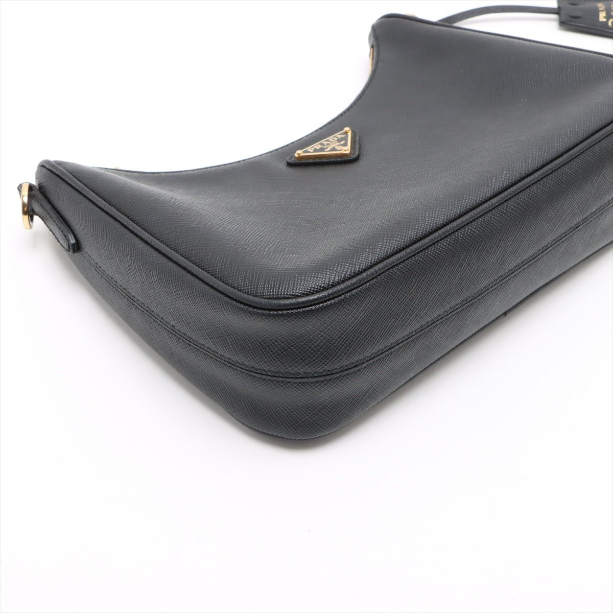 Second hand Prada Re-Edition 2005 Leather Pouch Crossbody Black - Tabita Bags