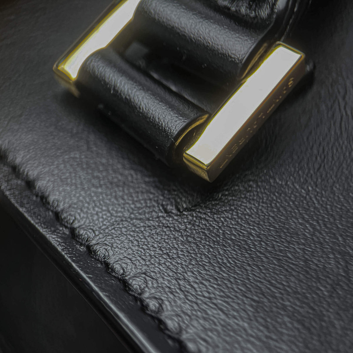 Second hand Saint Laurent Cabas Baby Leather 2 - Ways Top - handle Handbag Black - Tabita Bags
