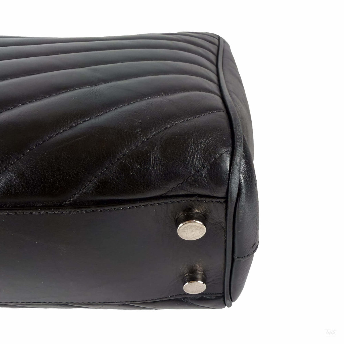 Second hand Saint Laurent Cassandra Lambskin Leather Chevron Quilted Shopper Handbag Black - Tabita Bags